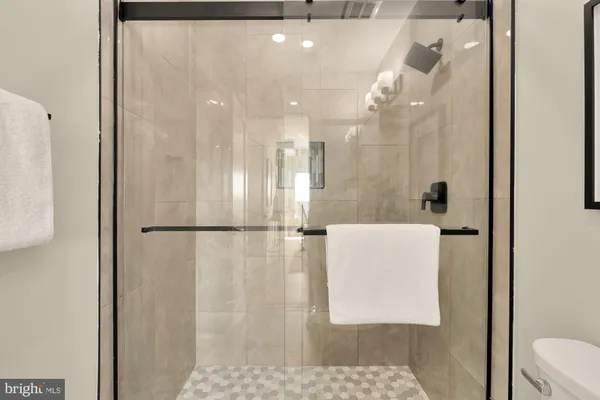 $2,995 | 927 Kennedy Street Northwest, Unit 401, Washington, DC 20011