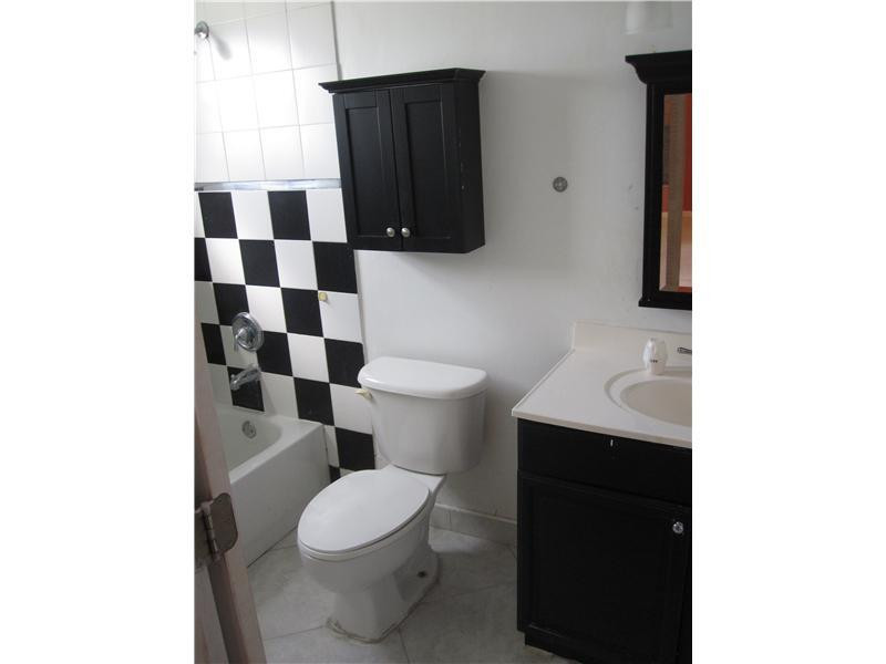 23490 Lyons Road, Unit 605 Boca Raton, FL 33428 - Photo 11 of 14 Exterior Front