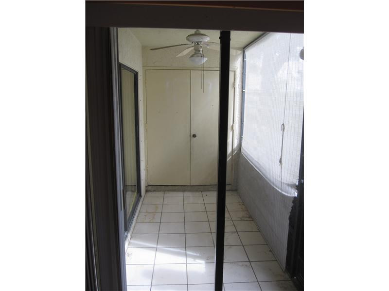 23490 Lyons Road, Unit 605 Boca Raton, FL 33428 - Photo 8 of 14 Exterior Front