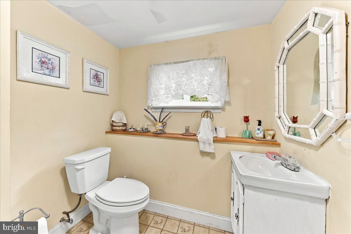 1336 Lindsay Lane Rydal, PA 19046 - Photo 36 of 44 Lower Floor Half Bathroom
