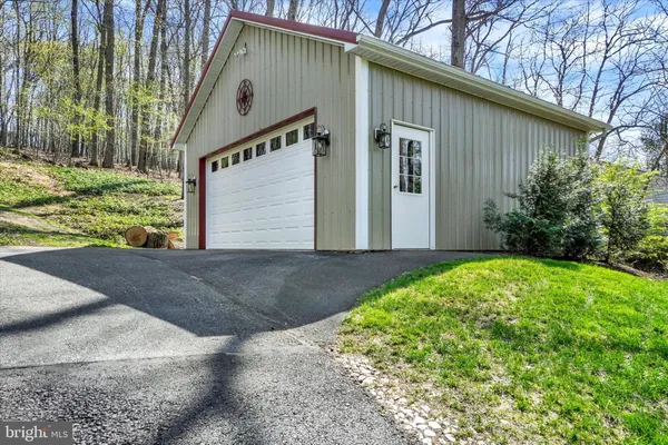 $395,000 | 777 Aldinger Drive, Dallastown, PA 17313