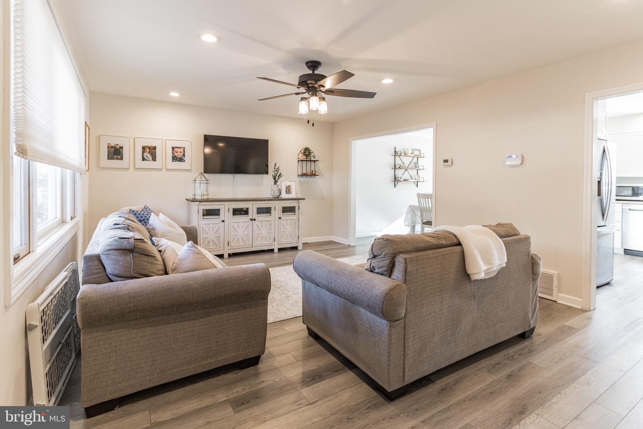 313 Upper Valley Road North Wales, PA 19454 - Photo 5 of 29