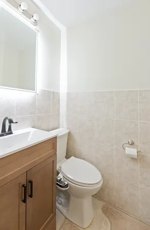 $3,500 | 9 West 15th Street, Unit 1, Bayonne, NJ 07002