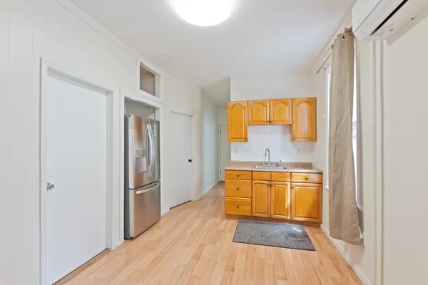 $3,500 | 9 West 15th Street, Unit 1, Bayonne, NJ 07002