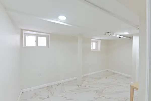 $3,500 | 9 West 15th Street, Unit 1, Bayonne, NJ 07002