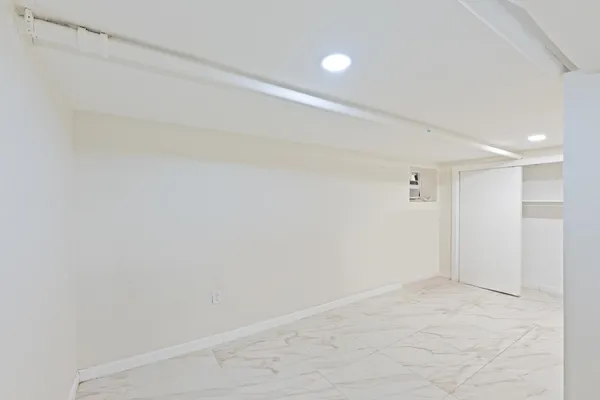 $3,500 | 9 West 15th Street, Unit 1, Bayonne, NJ 07002