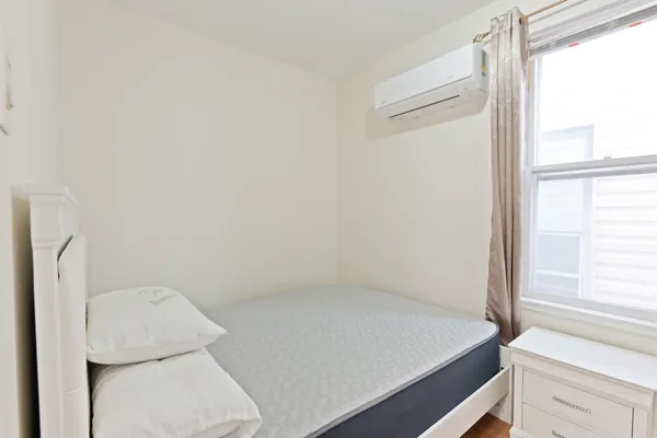 $3,500 | 9 West 15th Street, Unit 1, Bayonne, NJ 07002