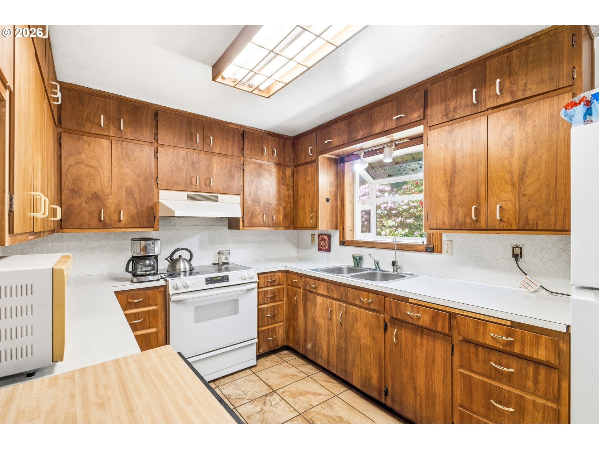 34938 Ede Road Lebanon, OR 97355 - Photo 10 of 28
