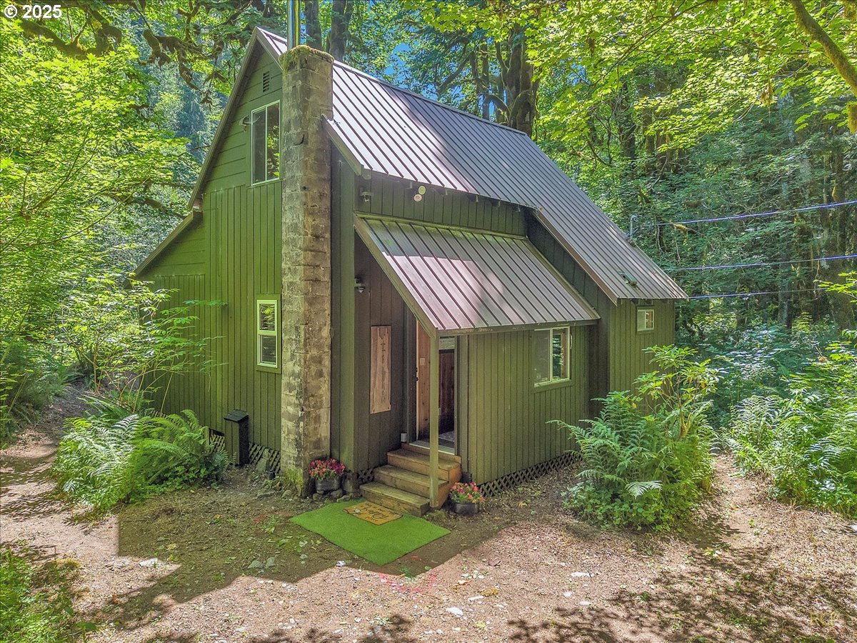 30352 Road 12 Rhododendron, OR 97049 - Photo 1 of 46 Gallery Image 1