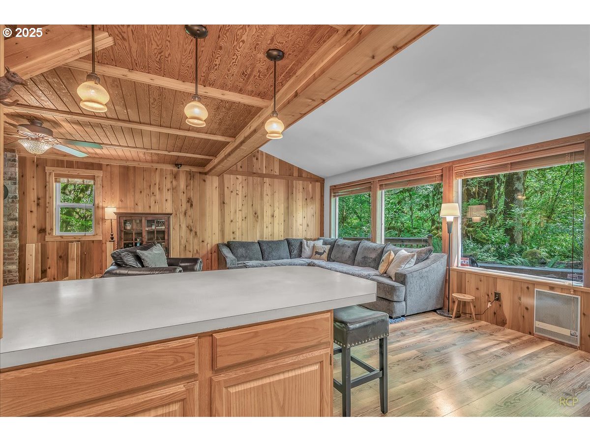 30352 Road 12 Rhododendron, OR 97049 - Photo 25 of 46 Gallery Image 25