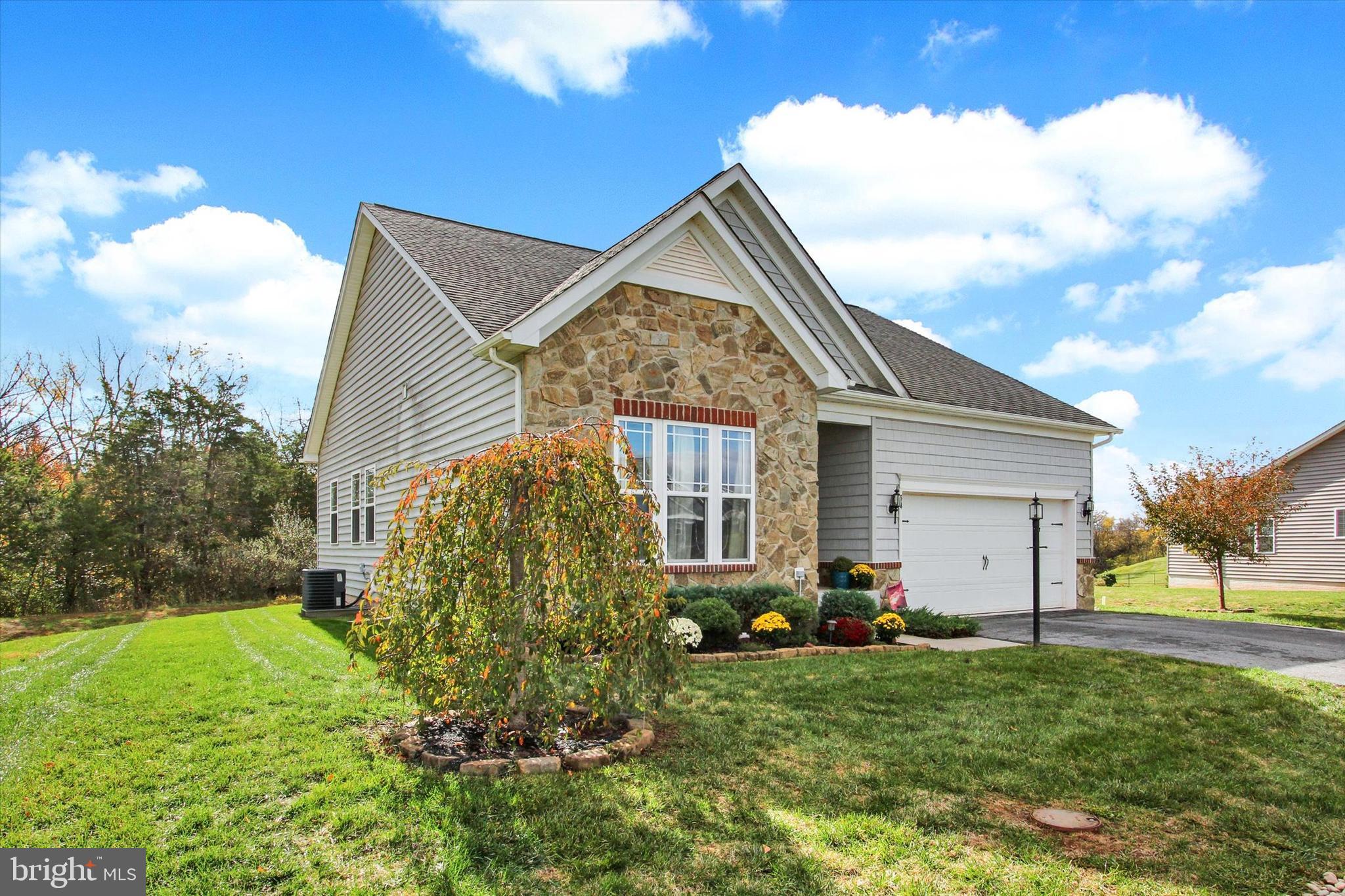 64 Cooper Lane Gettysburg, PA 17325 - Photo 3 of 53