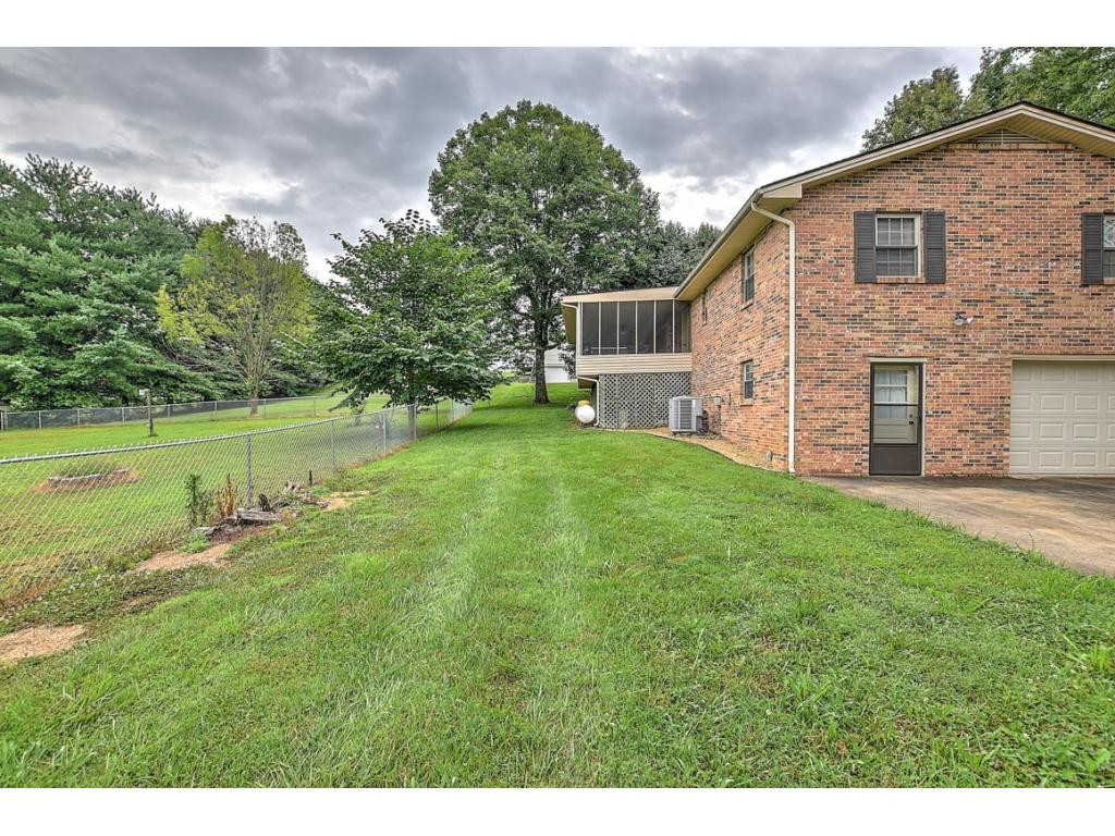 810 Meadowbrook Road Afton, TN 37616 - Photo 35 of 36 Photo 35