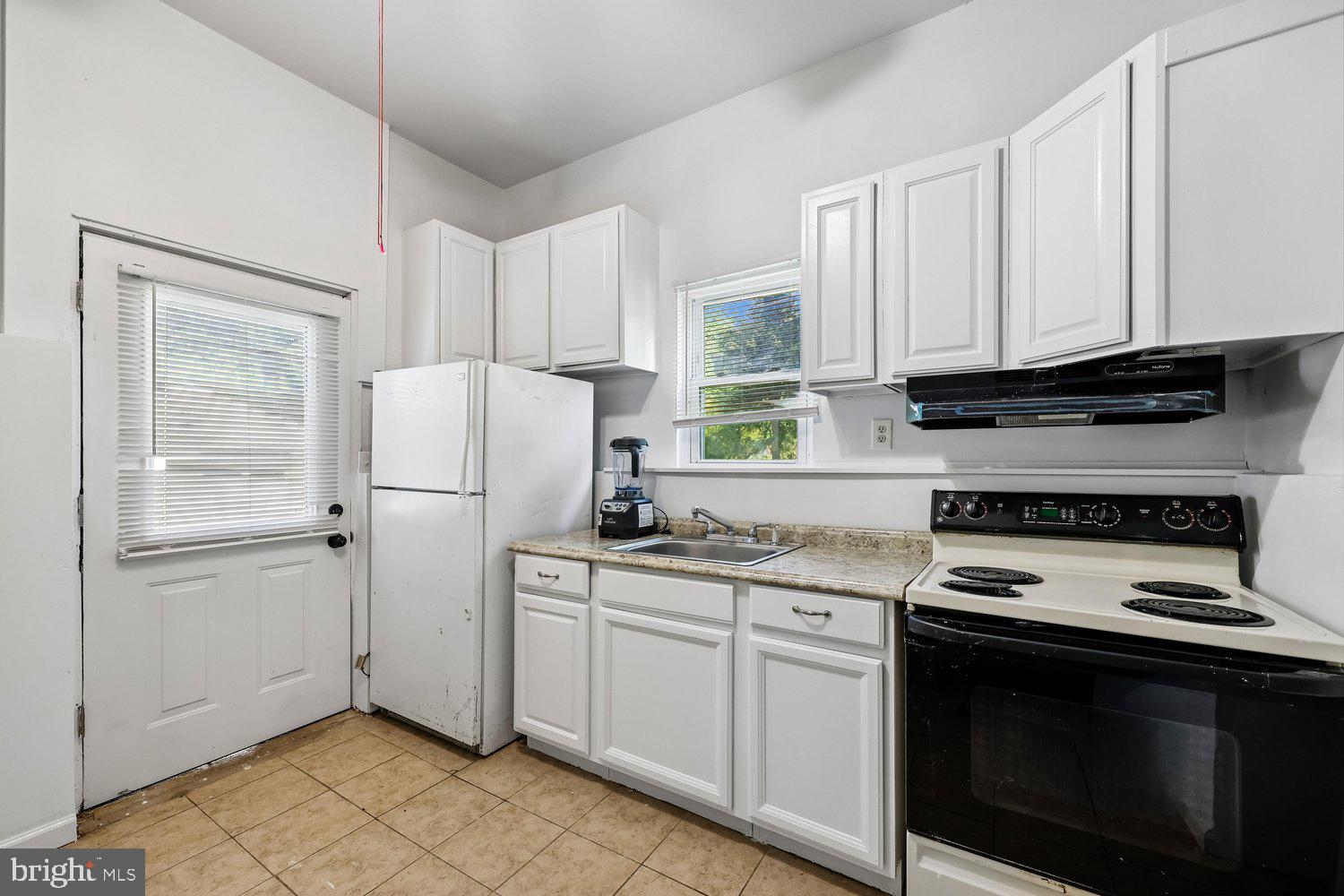 19104 Chandlee Mill Road Sandy Spring, MD 20860 - Photo 11 of 82 Kitchen