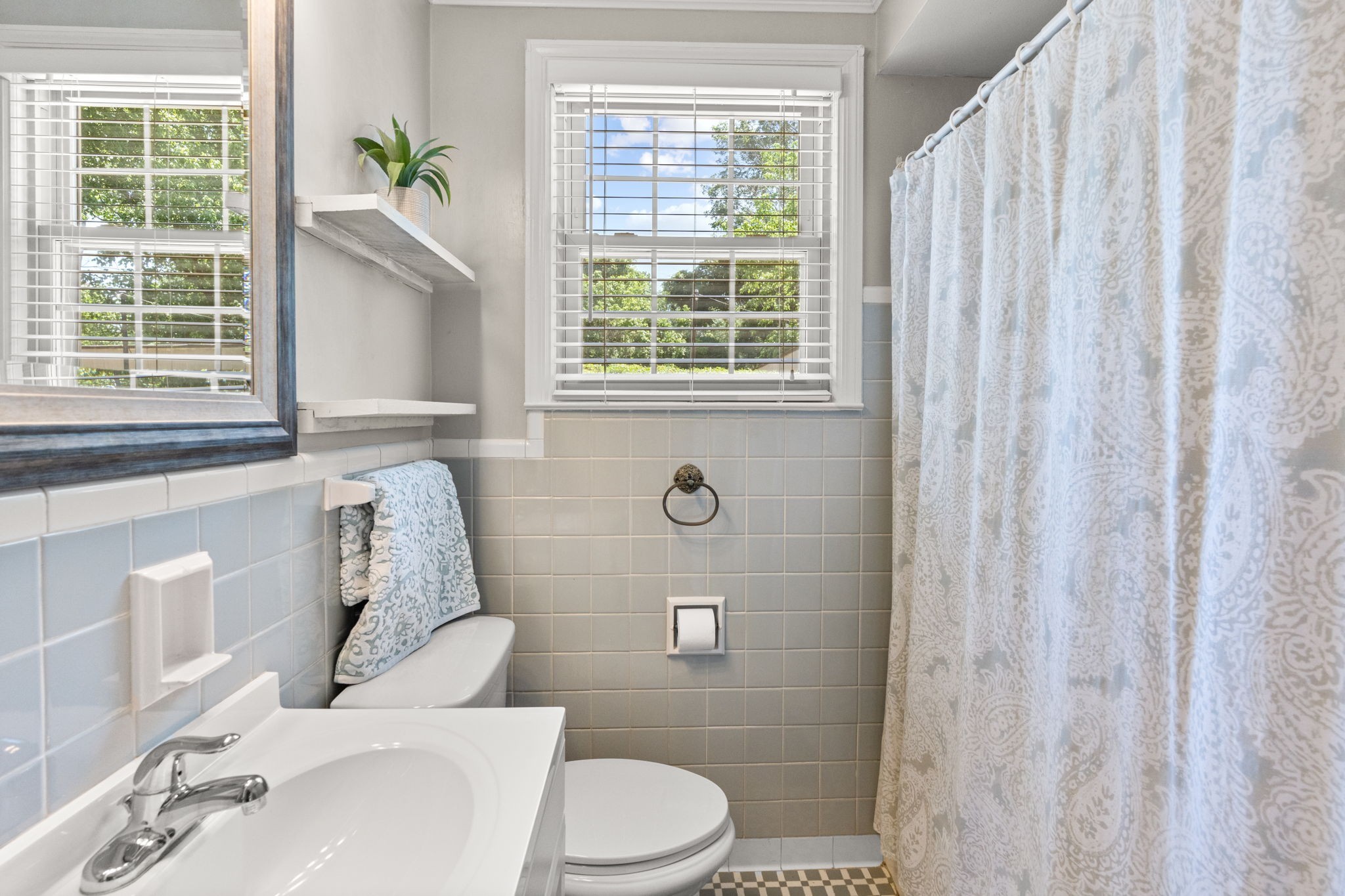523 Hogan Road Nashville, TN 37220 - Photo 20 of 34 Gallery Image 20
