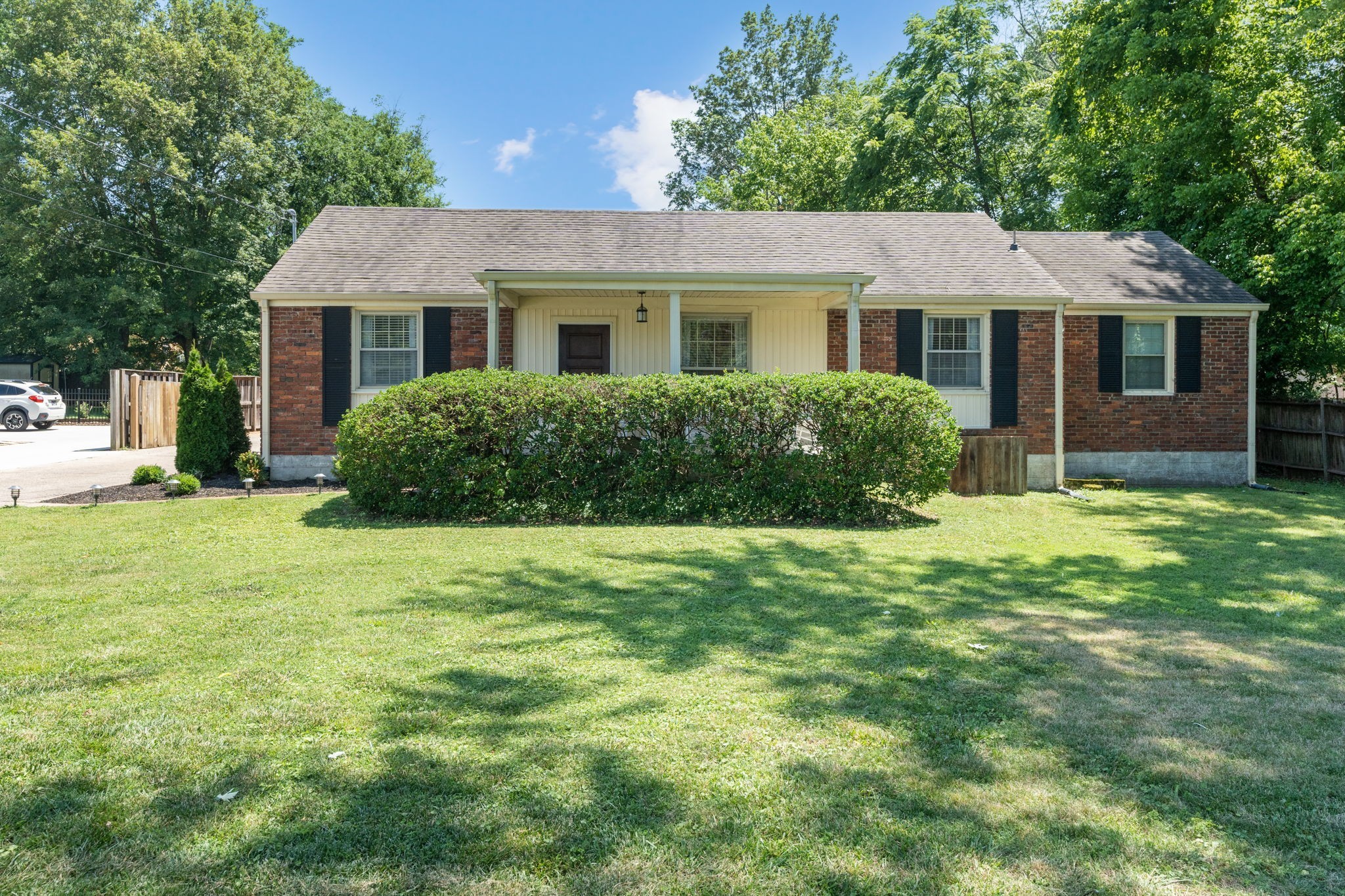 523 Hogan Road Nashville, TN 37220 - Photo 28 of 34 Gallery Image 28