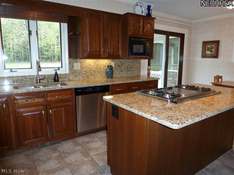 8690 Eagle Road Kirtland, OH 44094 - Photo 8 of 25 Gallery Image 8