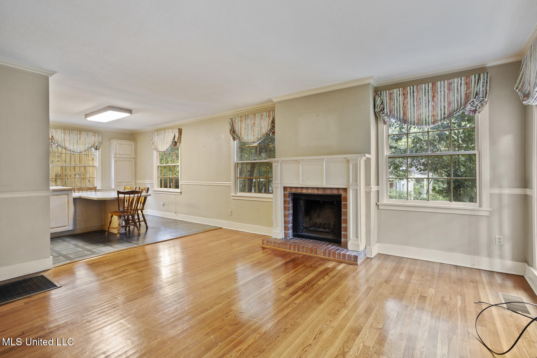 1616 Linden Place Jackson, MS 39202 - Photo 11 of 37 1616 LIden-11