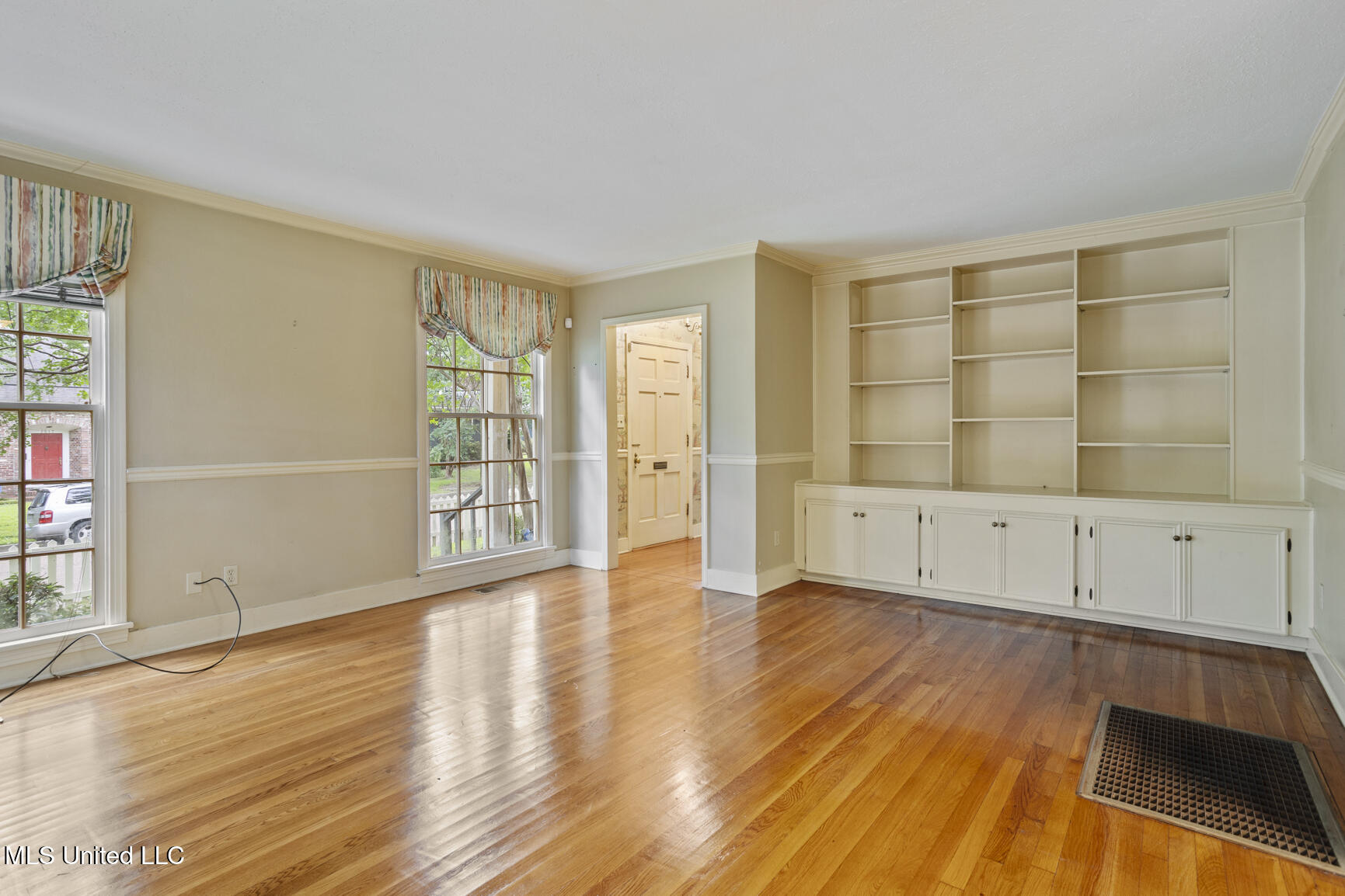 1616 Linden Place Jackson, MS 39202 - Photo 13 of 37 1616 LIden-13