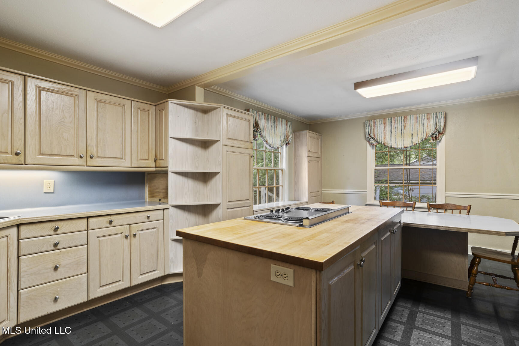 1616 Linden Place Jackson, MS 39202 - Photo 18 of 37 1616 LIden-18