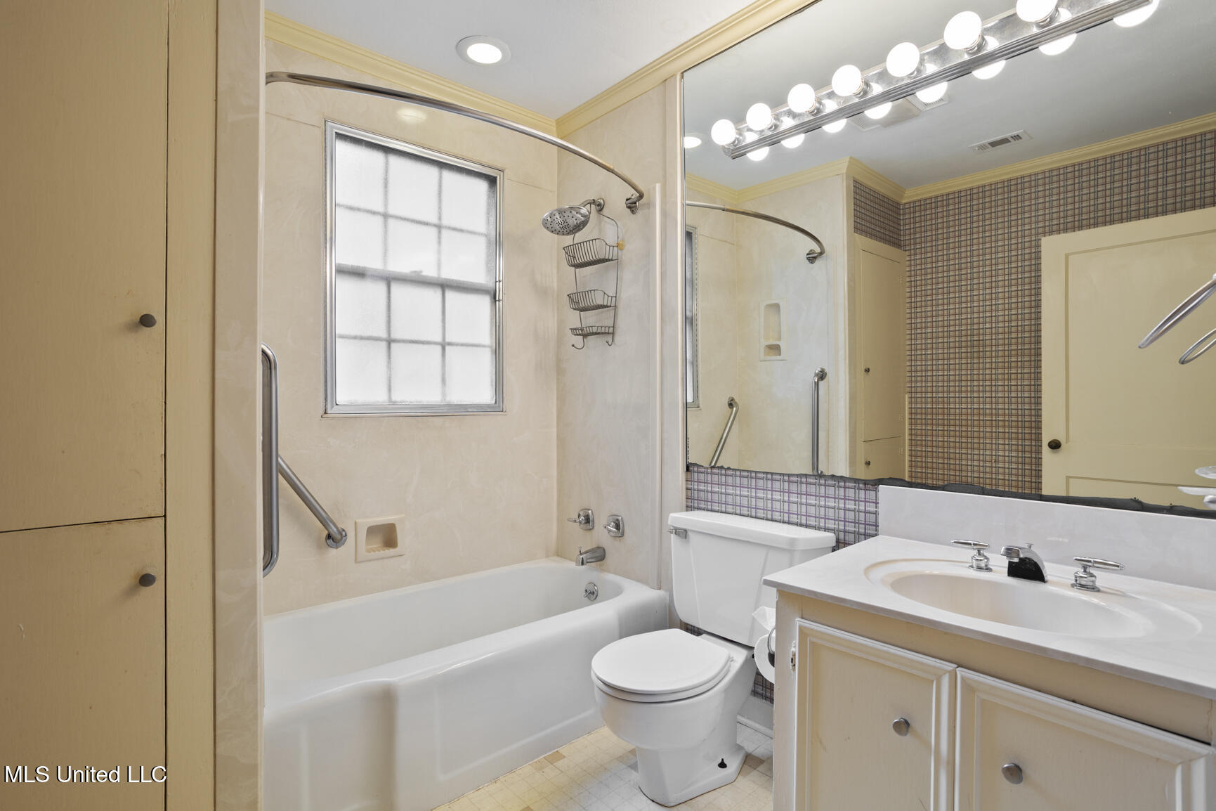 1616 Linden Place Jackson, MS 39202 - Photo 30 of 37 1616 LIden-30