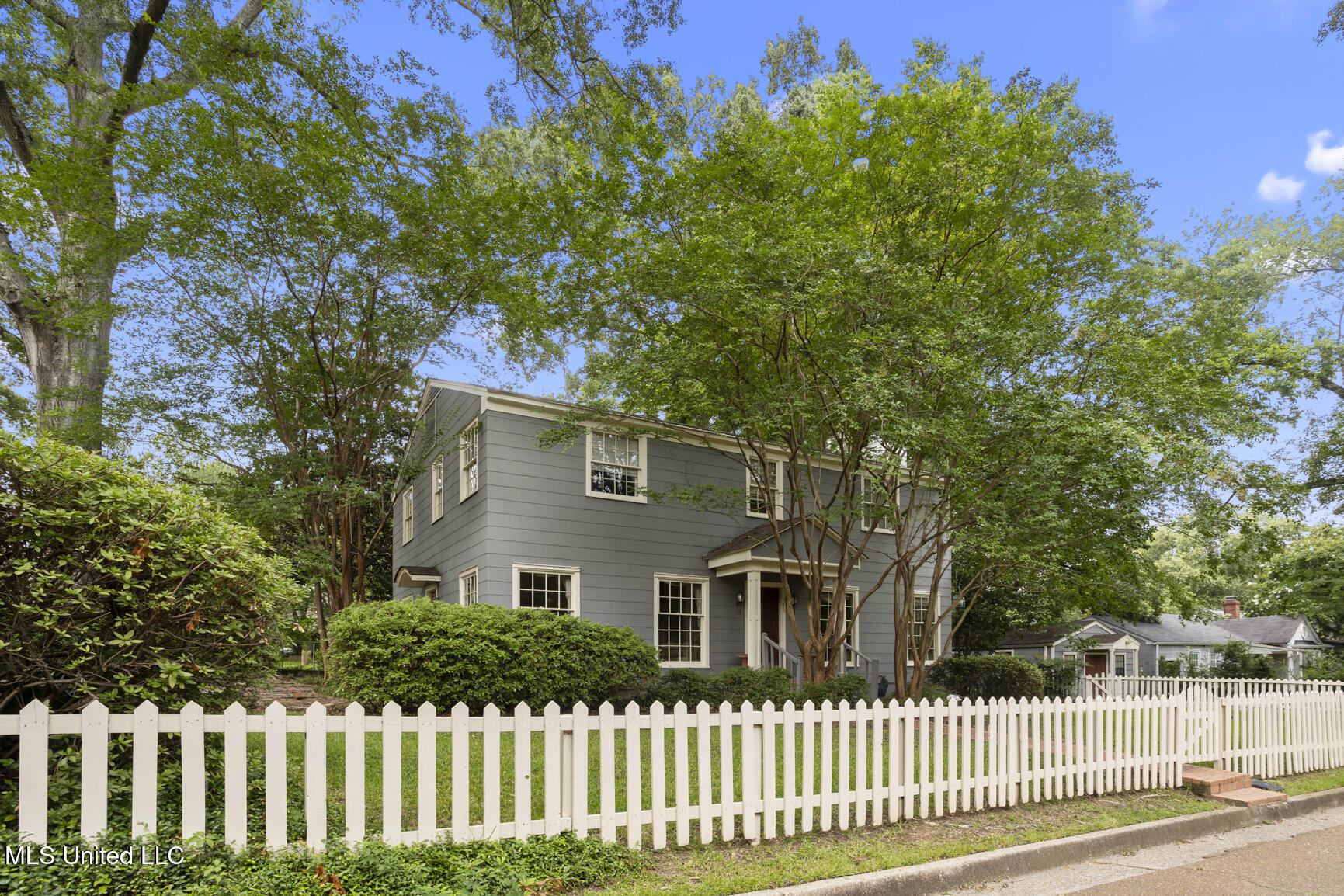 1616 Linden Place Jackson, MS 39202 - Photo 3 of 37 1616 LIden-2