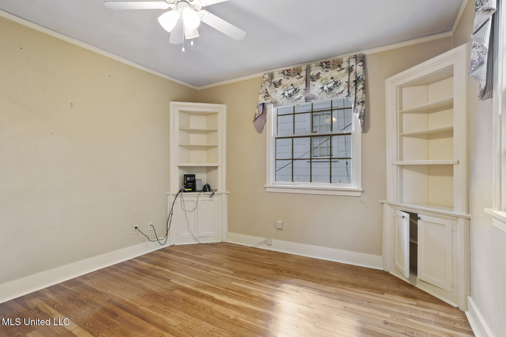 1616 Linden Place Jackson, MS 39202 - Photo 33 of 37 1616 LIden-33