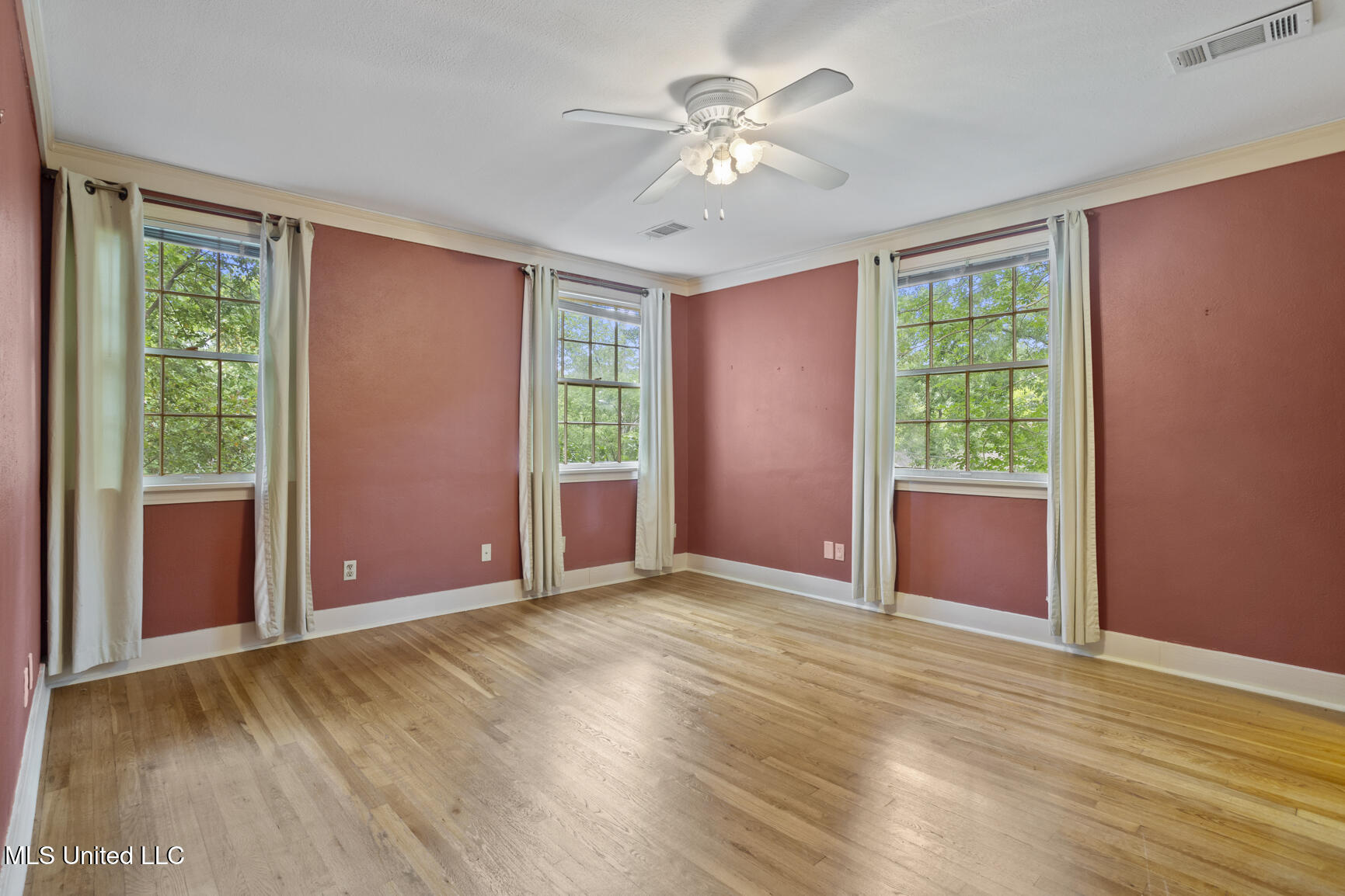 1616 Linden Place Jackson, MS 39202 - Photo 34 of 37 1616 LIden-34