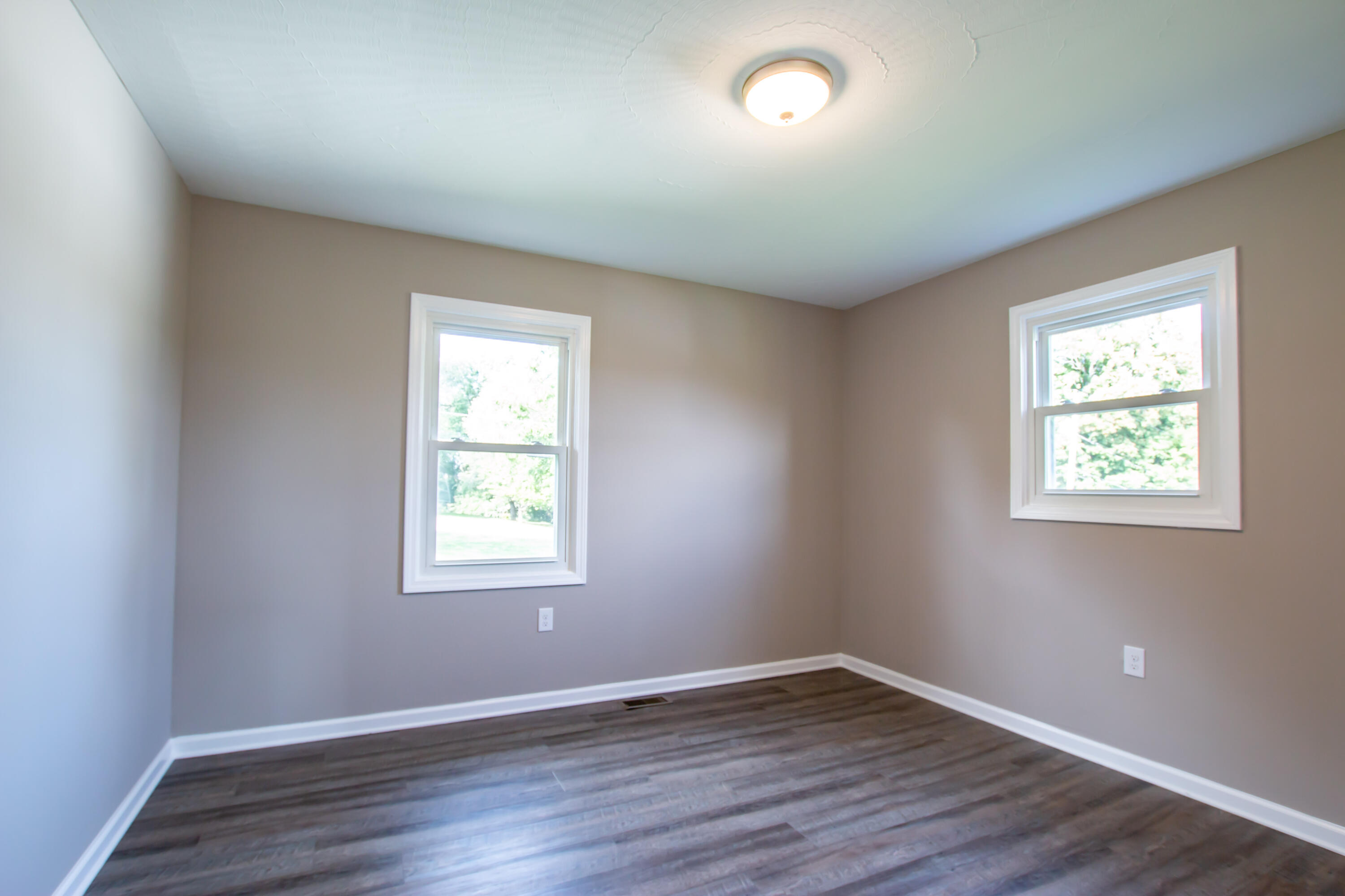 537 Sycamore Street Glade Spring, VA 24340 - Photo 12 of 28 537 Sycamore Street