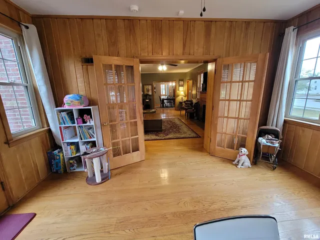 $299,900 | 235 North Indiana Avenue, Salem, IL 62881