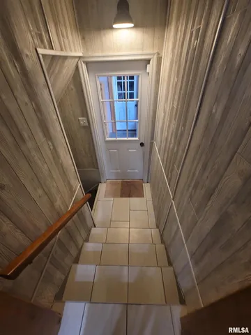 $299,900 | 235 North Indiana Avenue, Salem, IL 62881