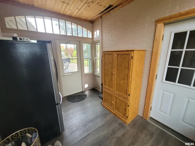 $299,900 | 235 North Indiana Avenue, Salem, IL 62881