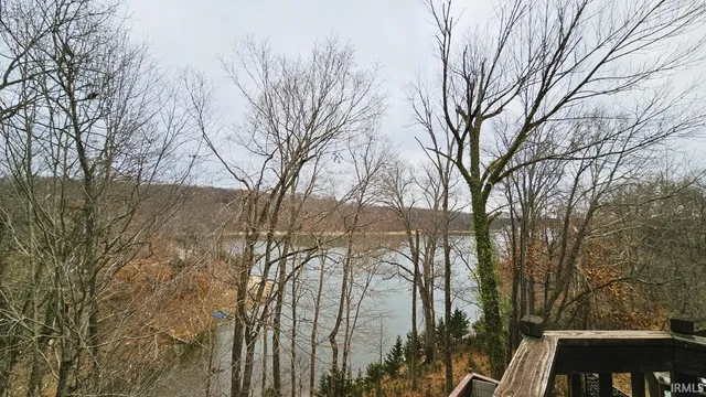 $169,000 | 1982 East Bay Pointe Drive, Unit 34, Bloomington, IN 47401