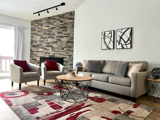 $169,000 | 1982 East Bay Pointe Drive, Unit 34, Bloomington, IN 47401