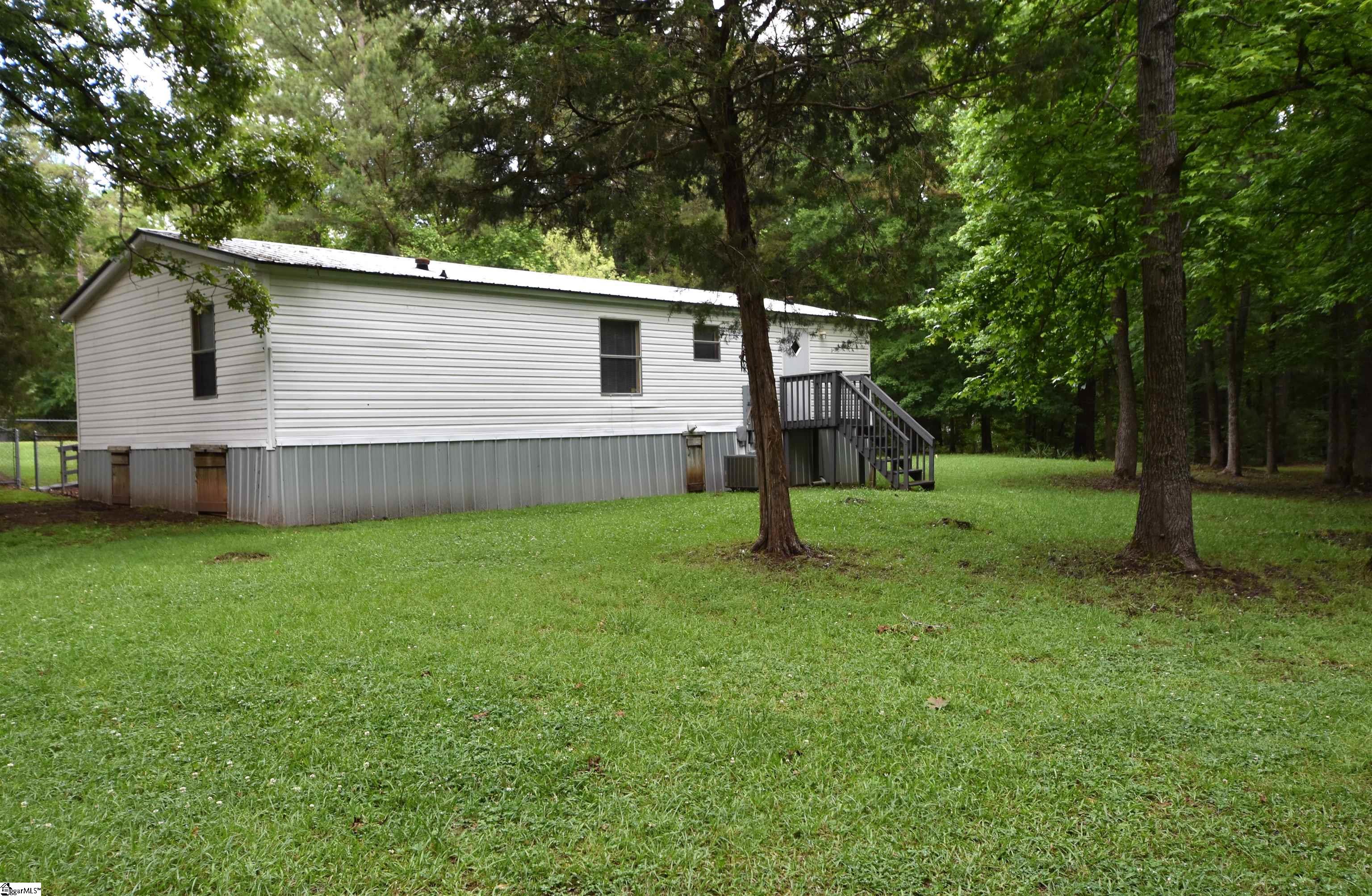 1155 Klugh Road Abbeville, SC 29620 - Photo 3 of 11 Gallery Image 3