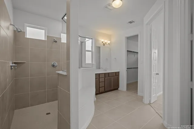 $659,990 | 2804 Reeves Lane, Schertz, TX 78108