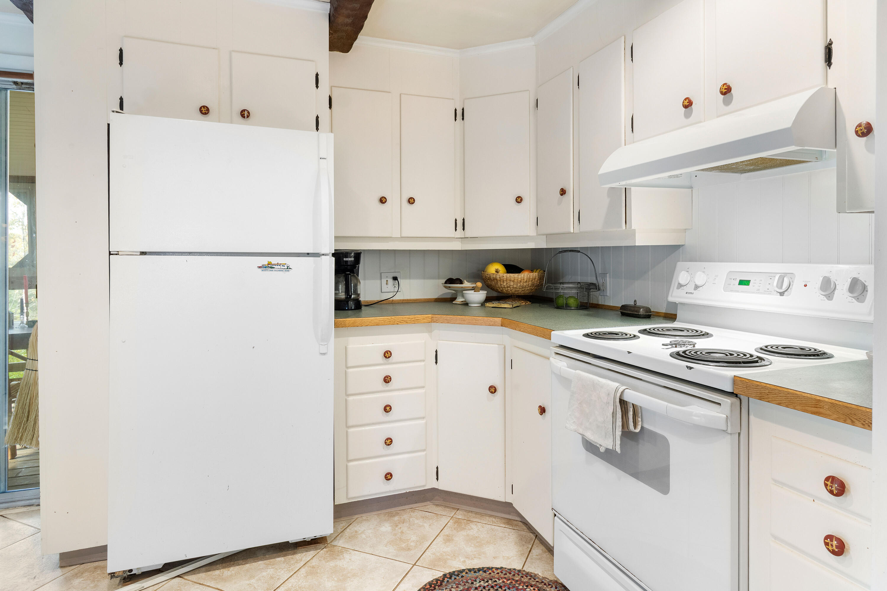 317 Friendship Road Waldoboro, ME 04572 - Photo 7 of 41 IMG_7751