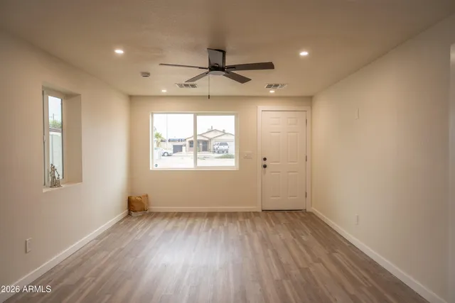 $389,900 | 1529 East Monroe Street, Phoenix, AZ 85034