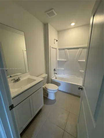 $3,100 | 5837 Northwest Sweetwood Drive, Port St. Lucie, FL 34987