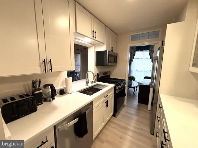 $2,500 | 8310 Tobin Road, Unit 21, Annandale, VA 22003