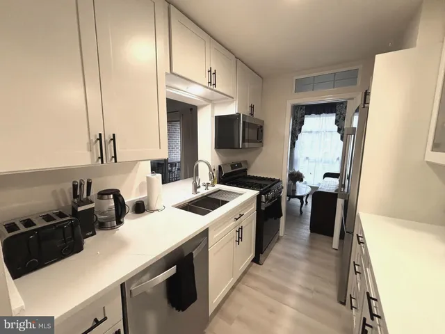 $2,500 | 8310 Tobin Road, Unit 21, Annandale, VA 22003