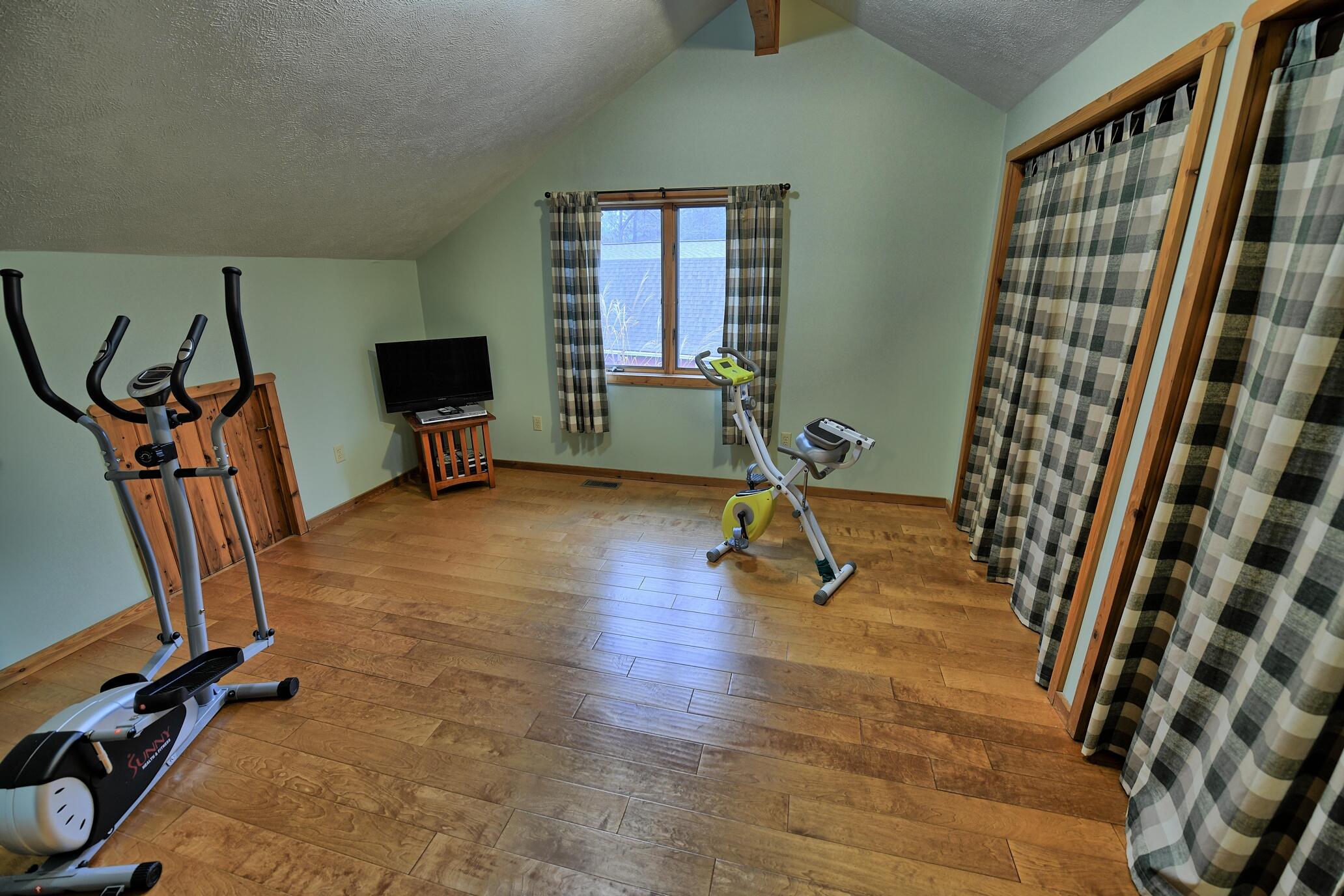 4287 Lyons Road Lyons, MI 48851 - Photo 25 of 59 Bedroom