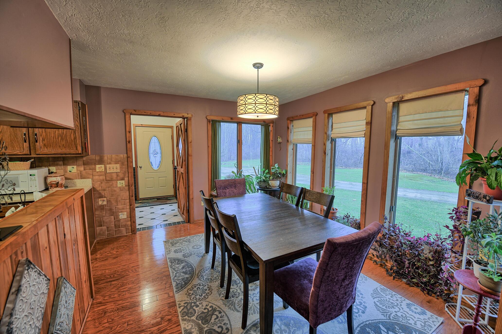 4287 Lyons Road Lyons, MI 48851 - Photo 9 of 59 Dining