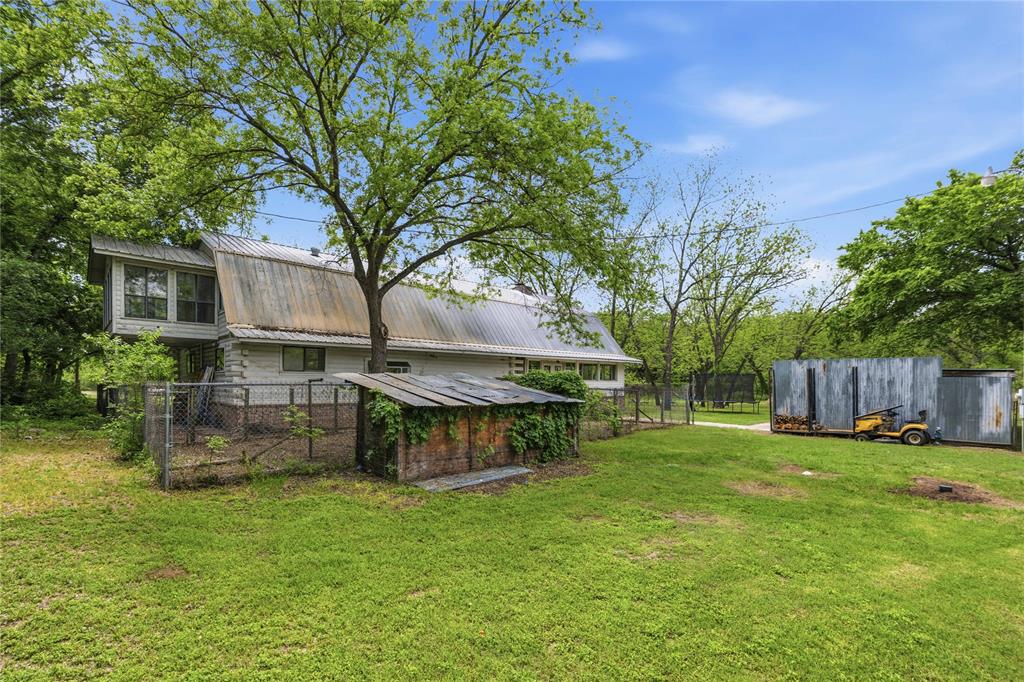 660 County Road 549 Mullin, TX 76864 - Photo 33 of 40 front view of a house with a yard