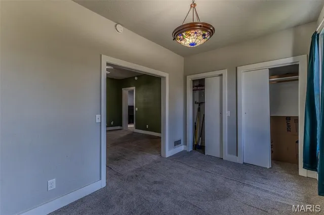 $179,900 | 581 North Madison Avenue, Lebanon, MO 65536