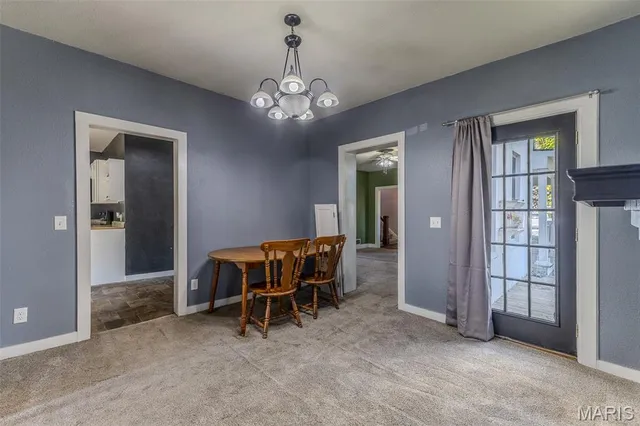 $179,900 | 581 North Madison Avenue, Lebanon, MO 65536