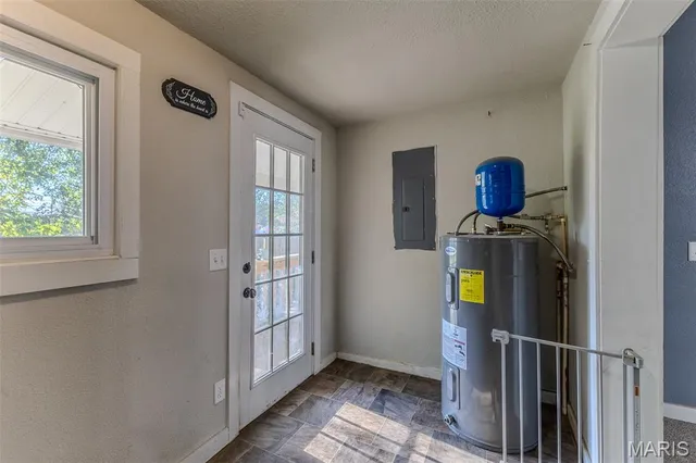 $179,900 | 581 North Madison Avenue, Lebanon, MO 65536