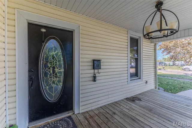 $179,900 | 581 North Madison Avenue, Lebanon, MO 65536