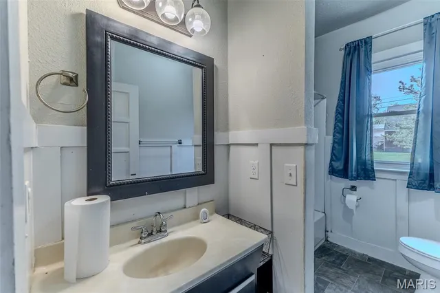 $179,900 | 581 North Madison Avenue, Lebanon, MO 65536