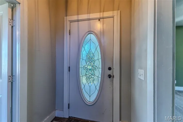 $179,900 | 581 North Madison Avenue, Lebanon, MO 65536