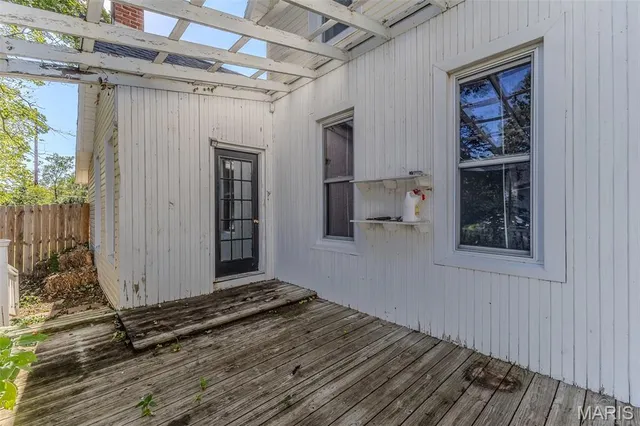 $179,900 | 581 North Madison Avenue, Lebanon, MO 65536